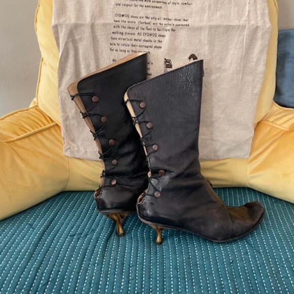 NIB New Cydwoq Boots Size 38 8 Distressed Black Leather Handmade USA Apollo $561 - Picture 3 of 14
